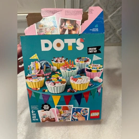 LEGO DOTS cupcakes Party Set - Picture 2 of 3